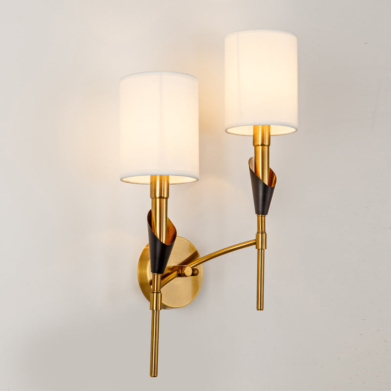 LILI Simple Wall Lamp