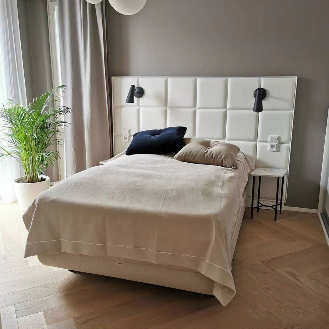 INS Wind Wall Lamp