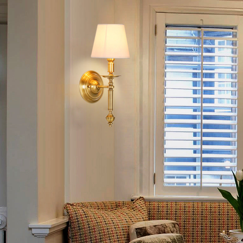 Harry Brass Wall Lamp