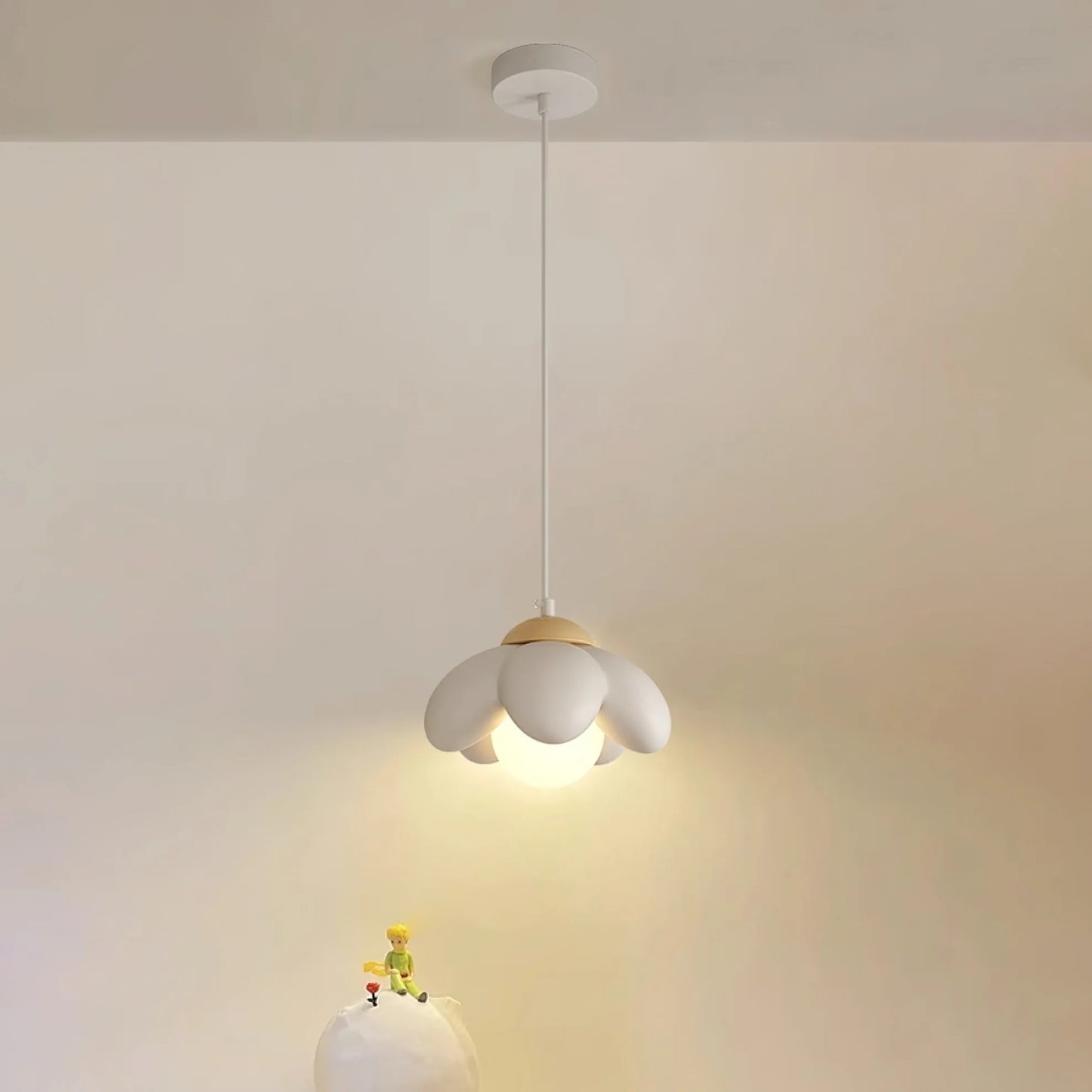 Petal Pendant Light