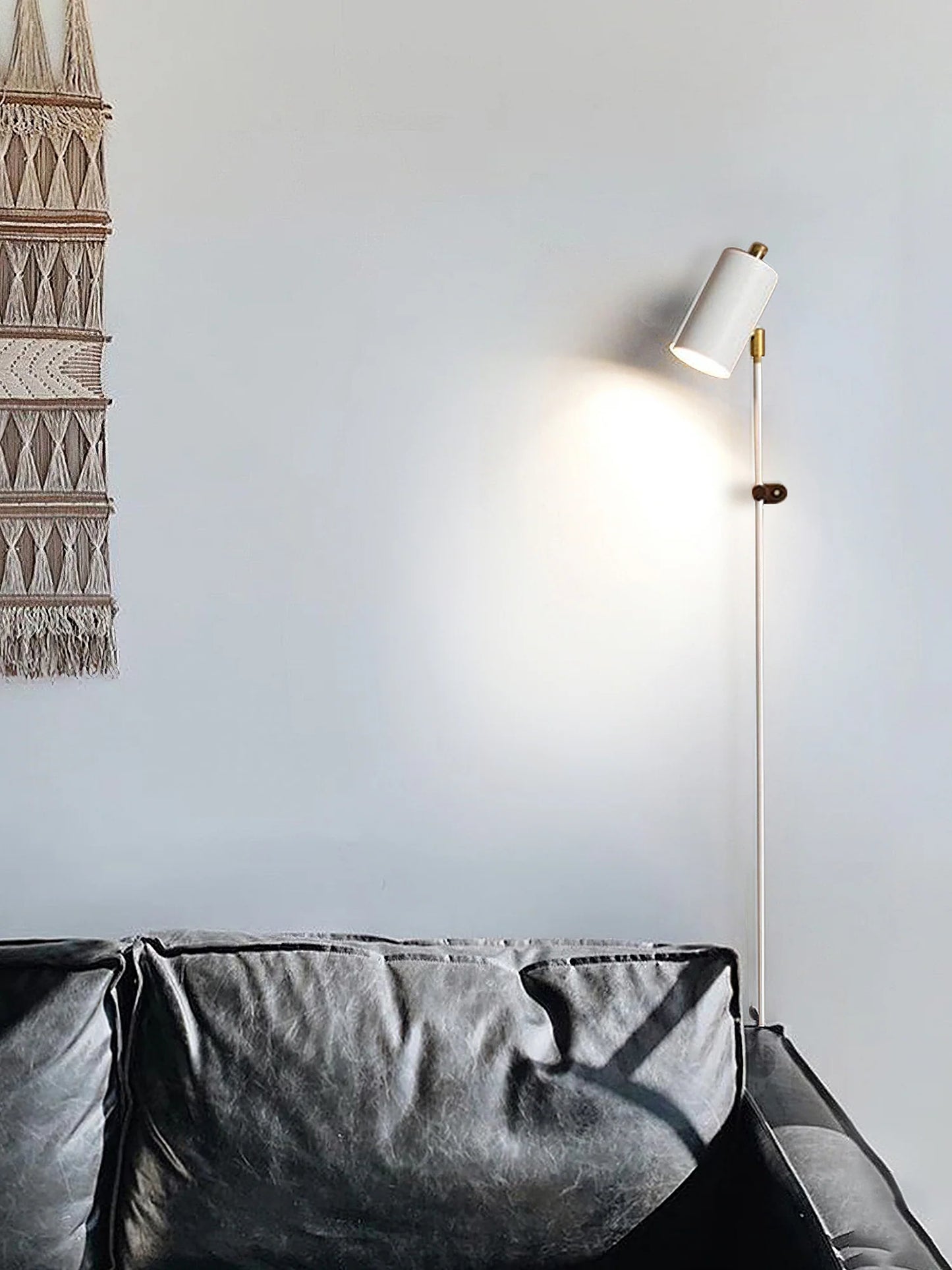 Modern Vernal Wall Lamp
