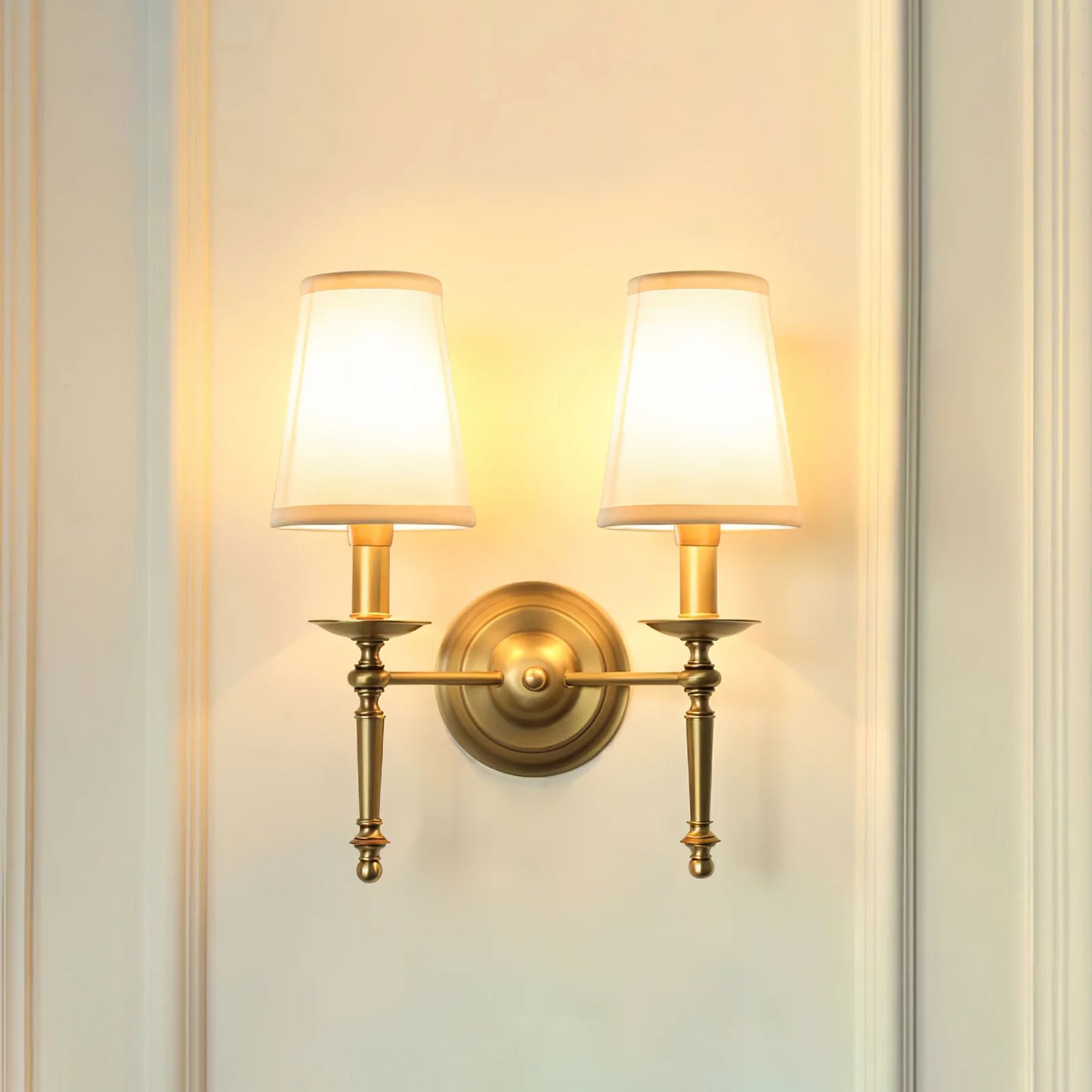 Harry Brass Wall Lamp