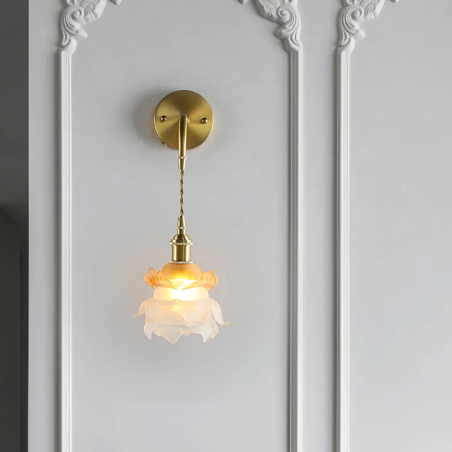 Brass Wind Chime Wall Lamp
