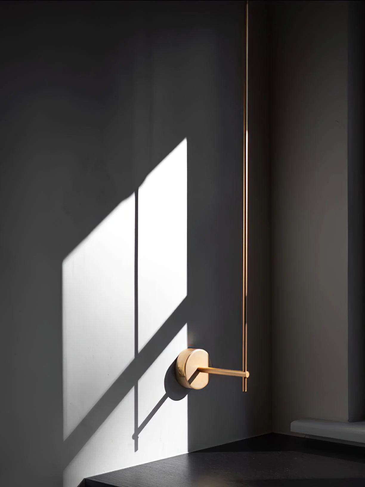 Line Rod Wall Lamp