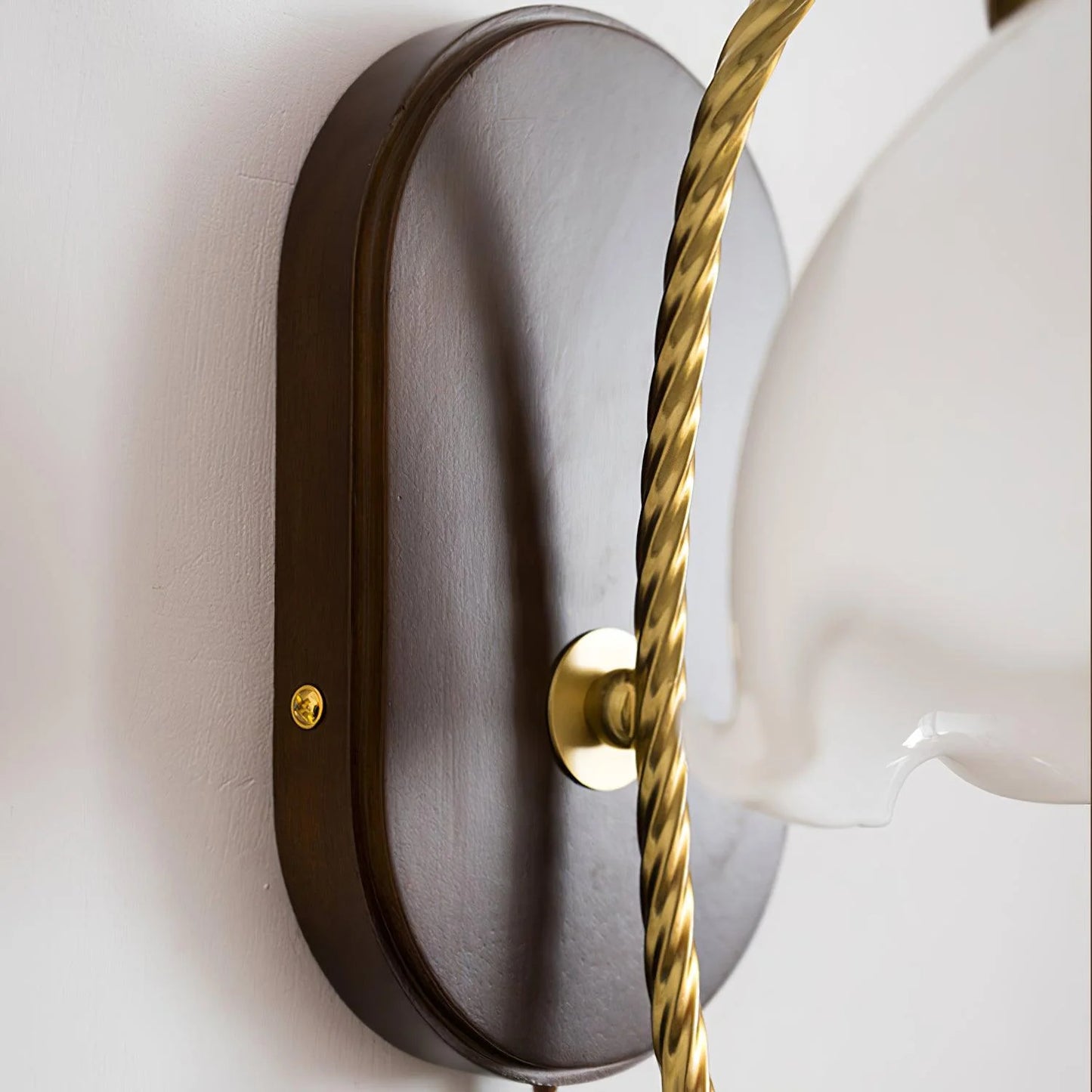 LILI Flower Wall Lamp