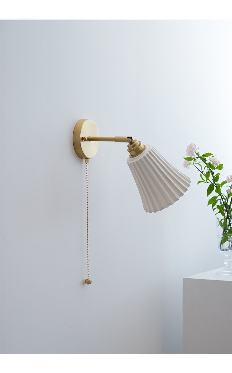 Becco Ceramic Wall Lamp