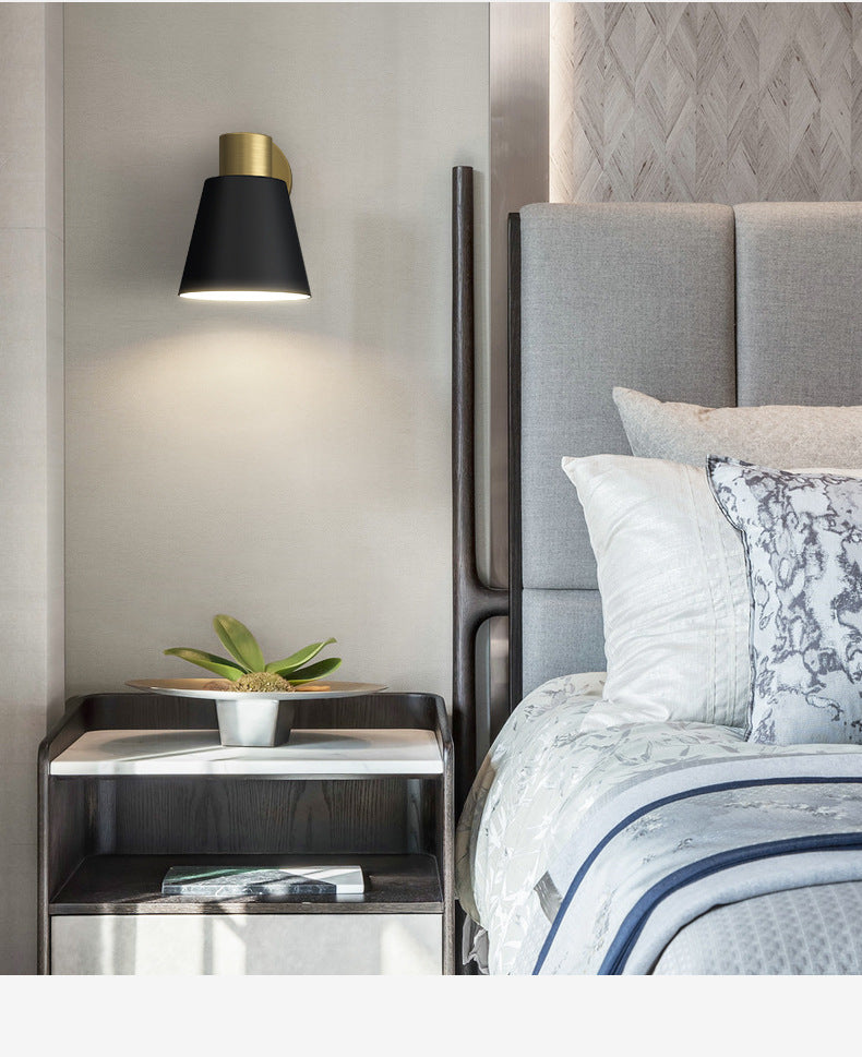 ME Adjustable Wall Lamp