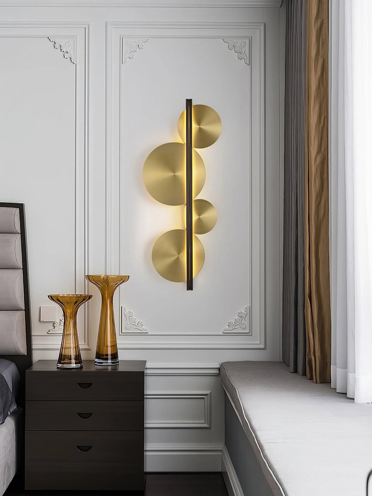 Old Branch Strate Wall Lamp