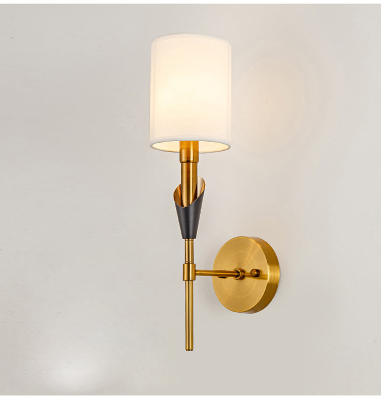 LILI Simple Wall Lamp