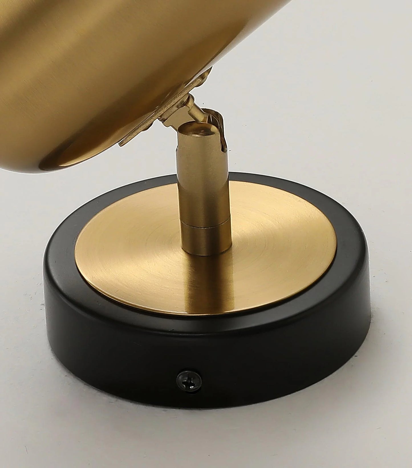 HE Movable Wall Lamp