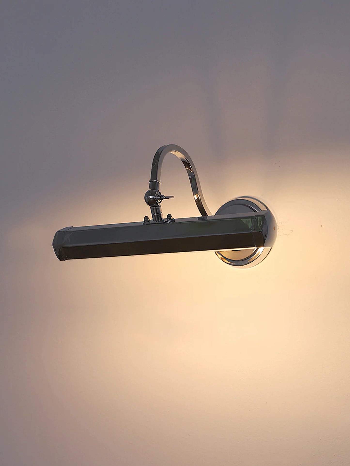 Vintage Pacific Wall Lamp