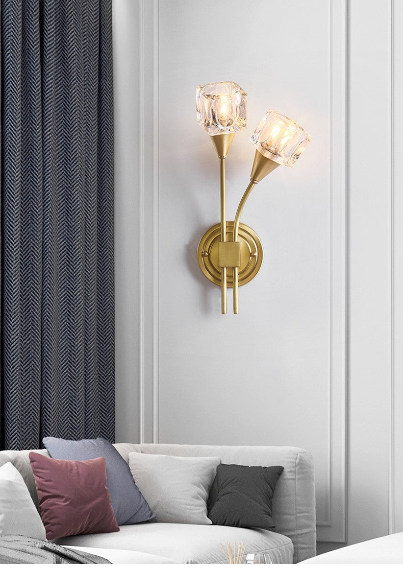 Brass Flora Wall Lamp