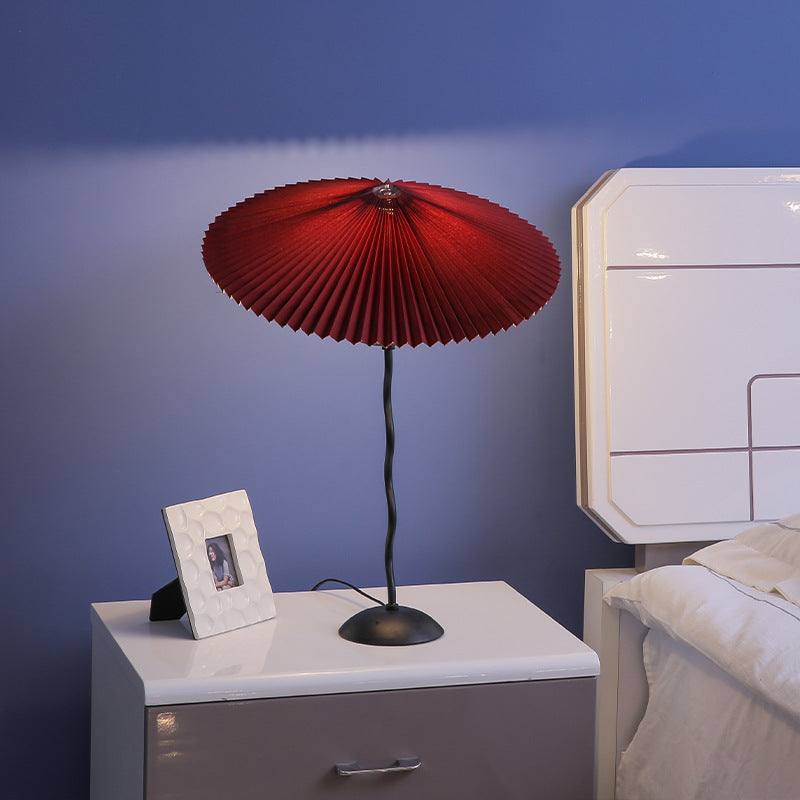 White Pleated Vintage Table Lamp