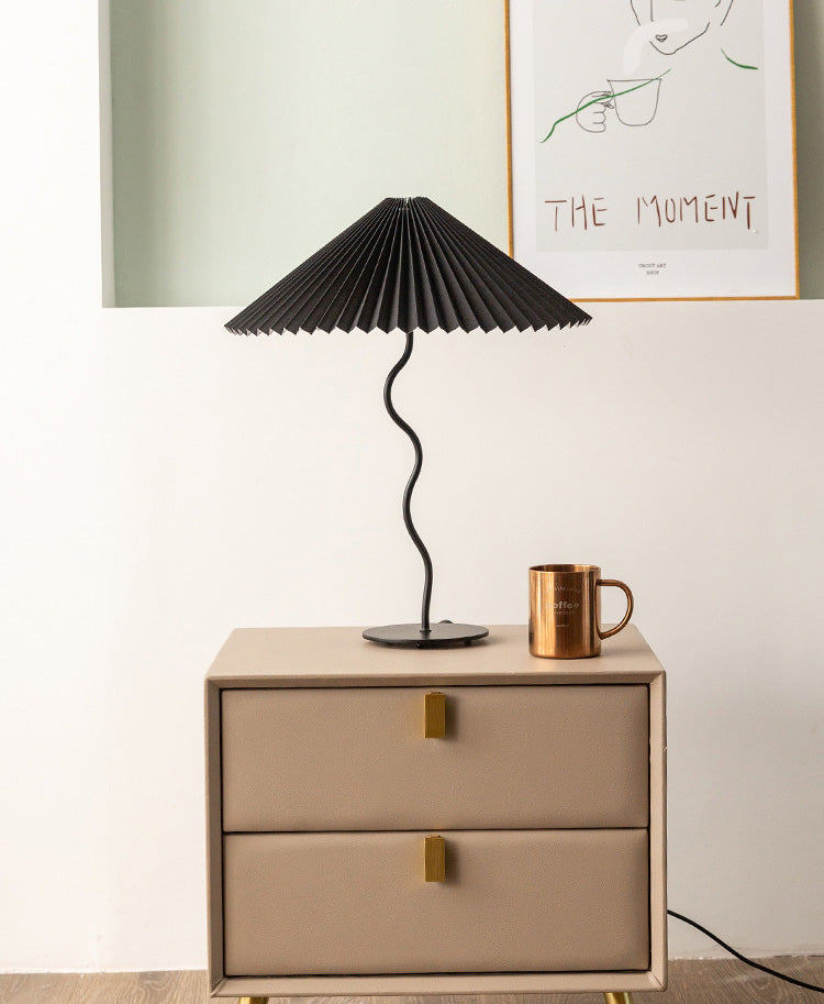 White Pleated Vintage Table Lamp