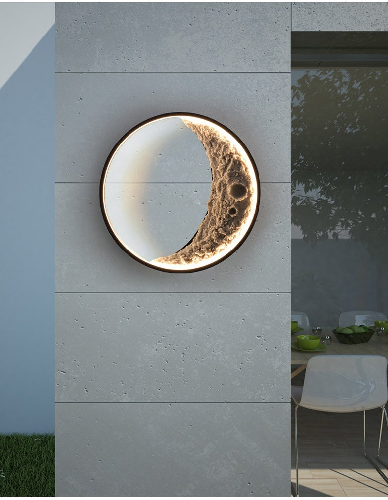 New Moon Wall Lamp