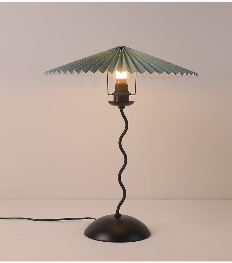 White Pleated Vintage Table Lamp
