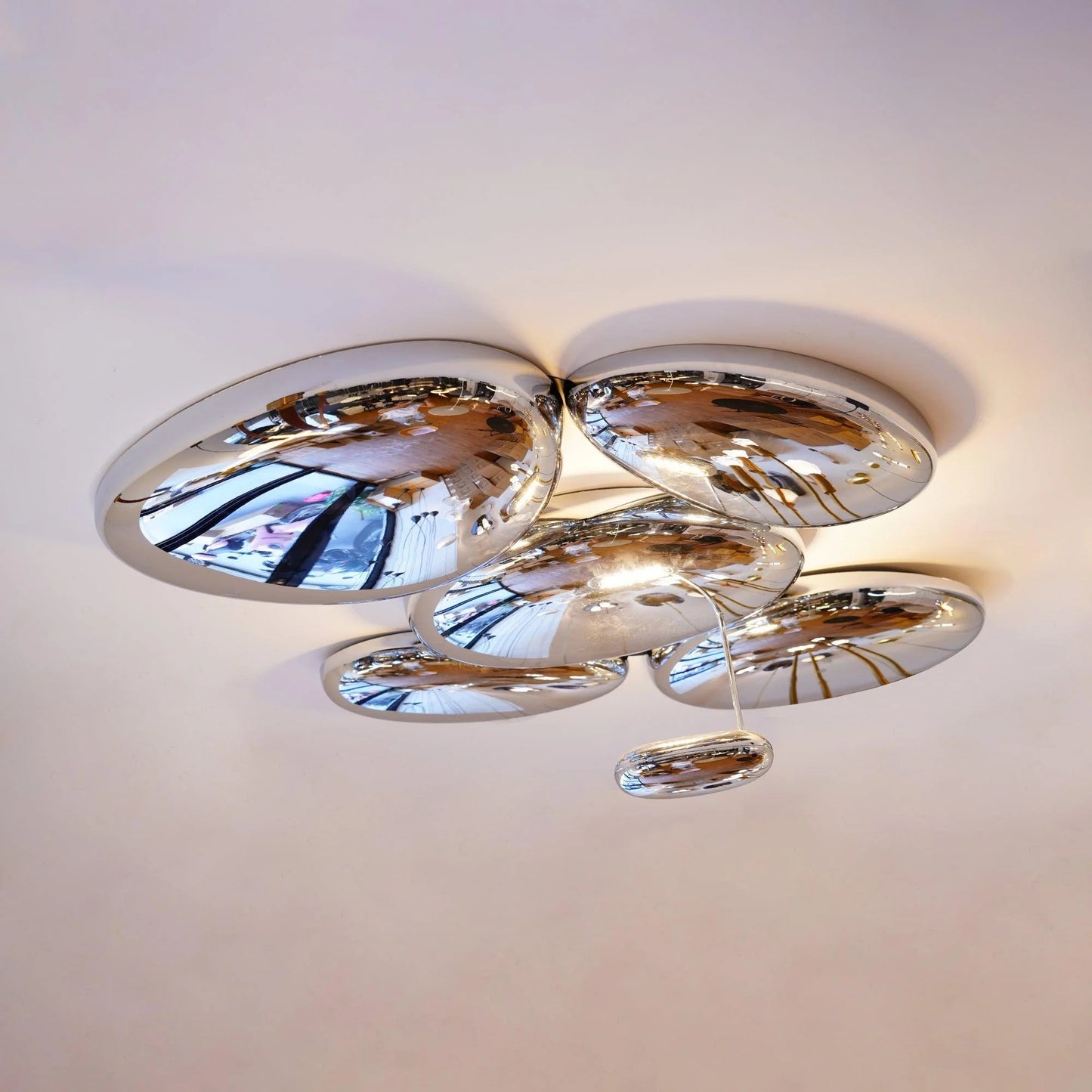 LI Mercury Ceiling Light