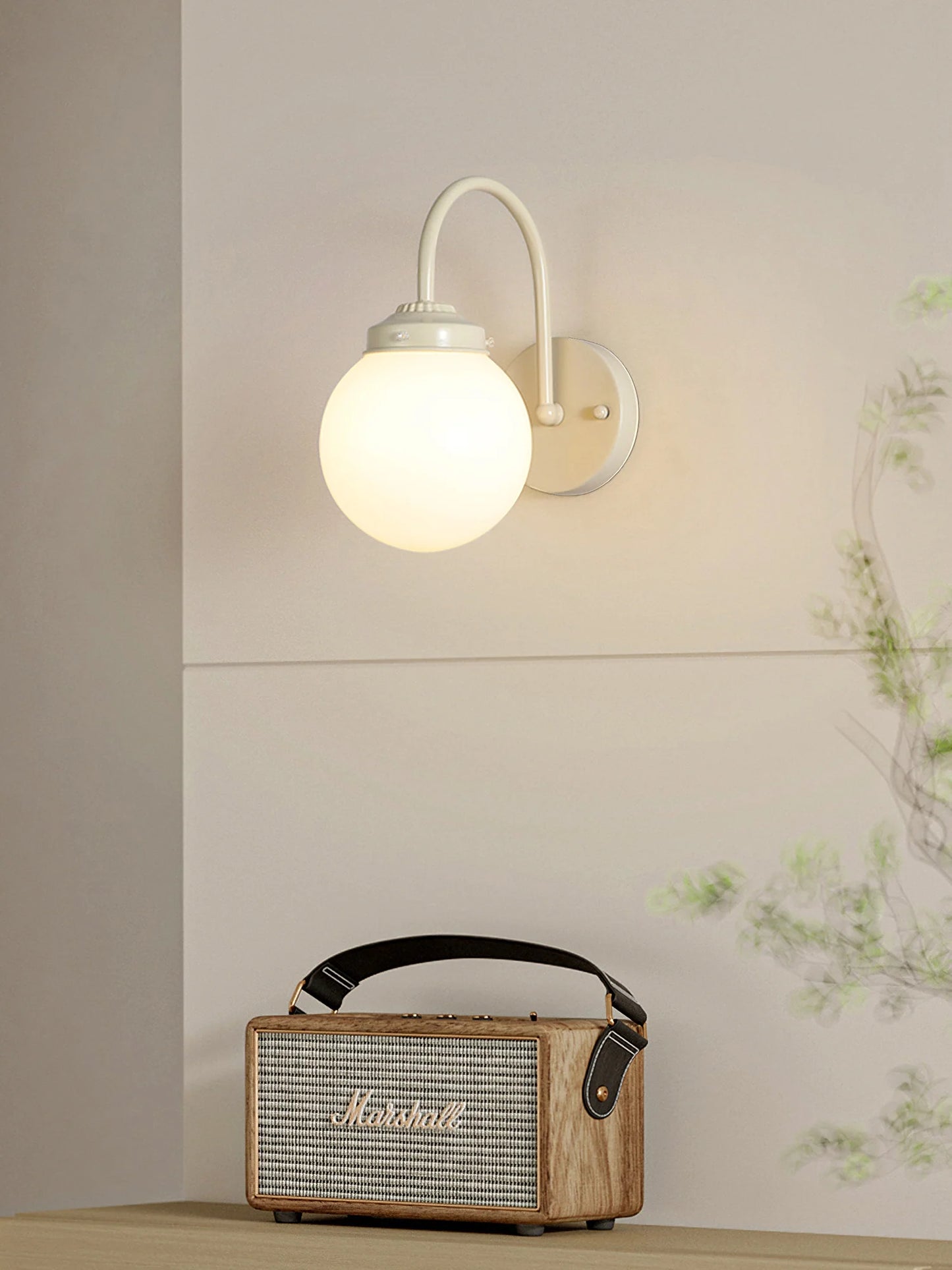 Vanilla Ball Wall Lamp