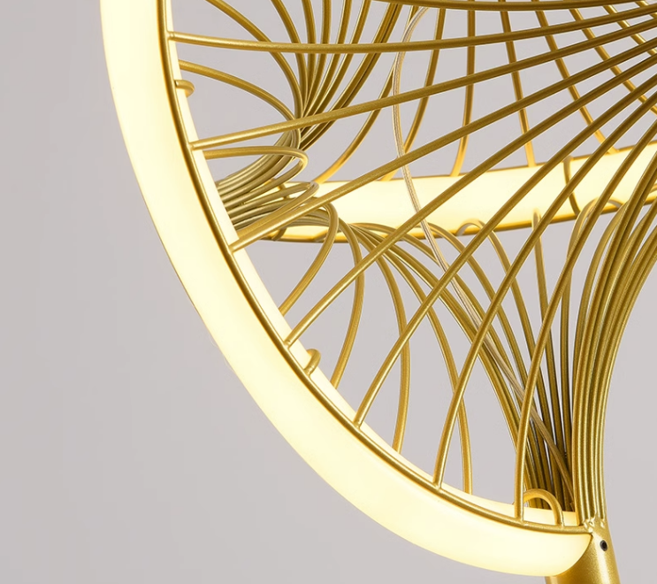 Fan-shaped Pendant Light