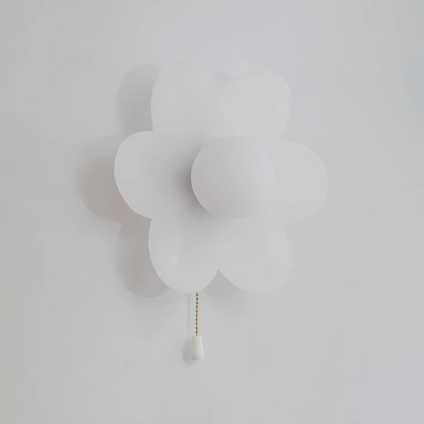 Three-Color Flower Wall Lamp