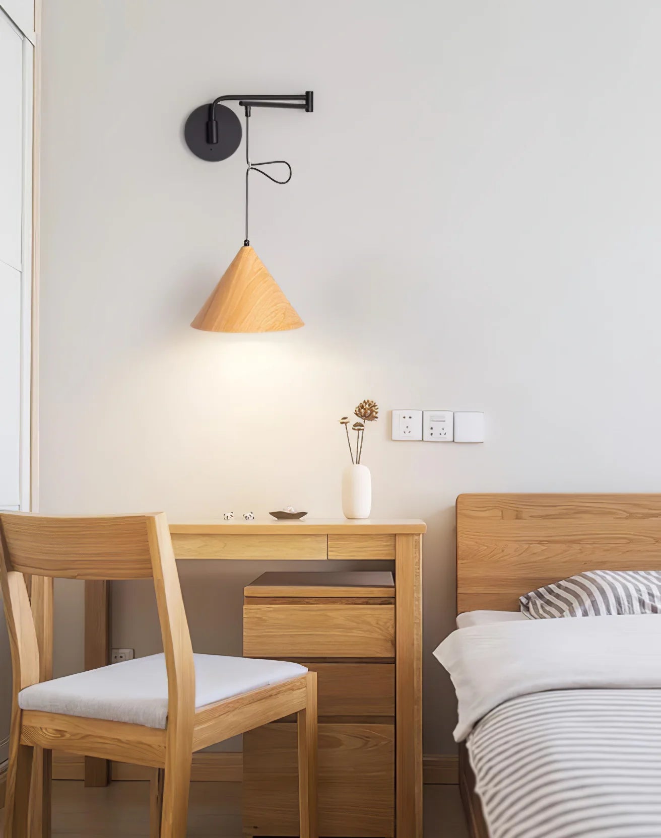 Wood Grain Conical Wall Lamp