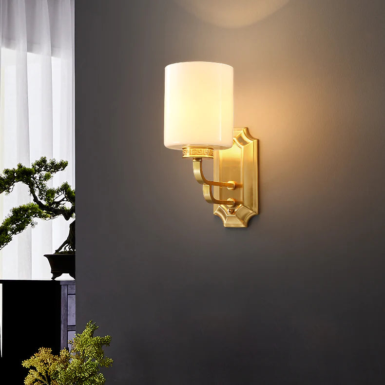 Hamilton Brass Wall Lamp