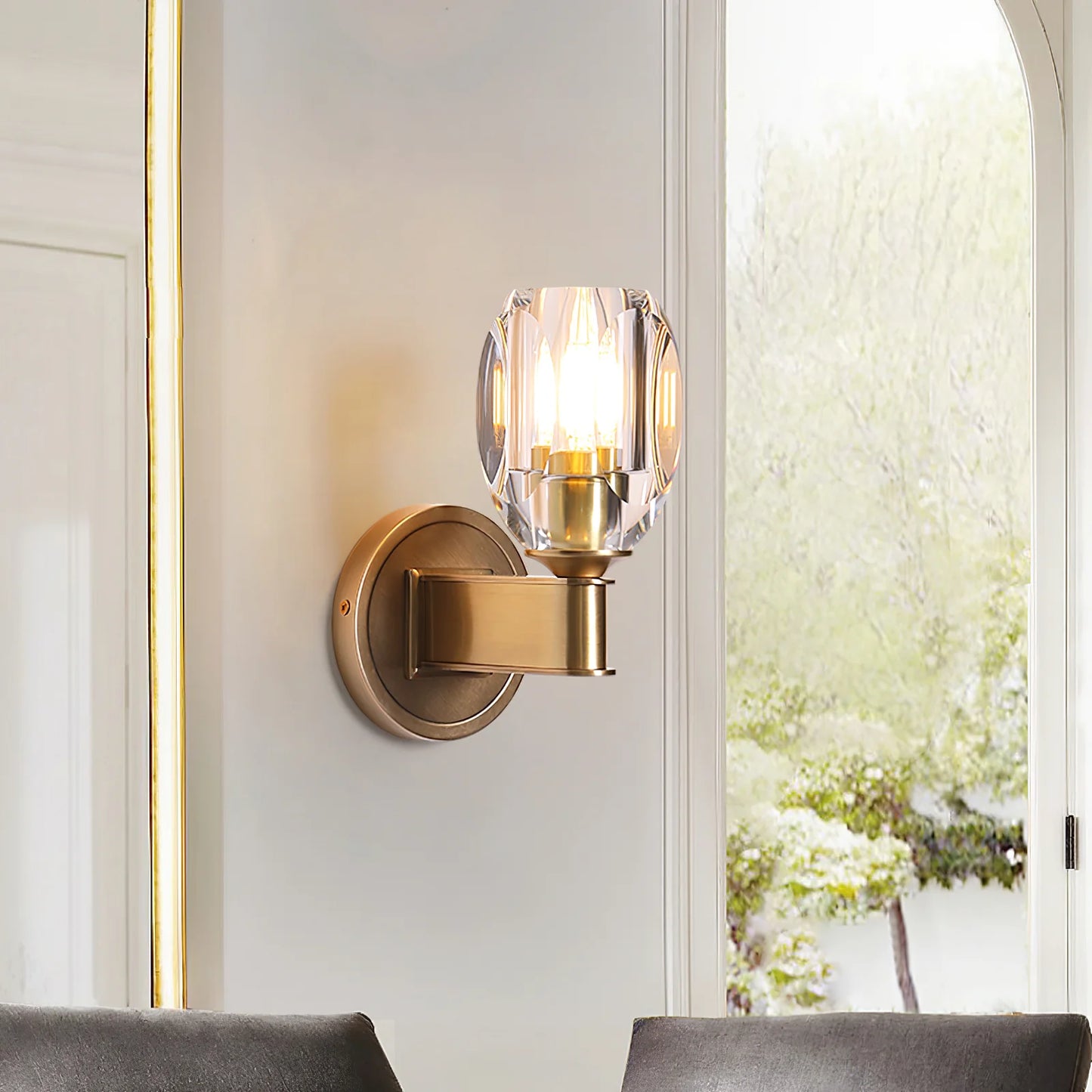LIS Crystal Wall Lamp