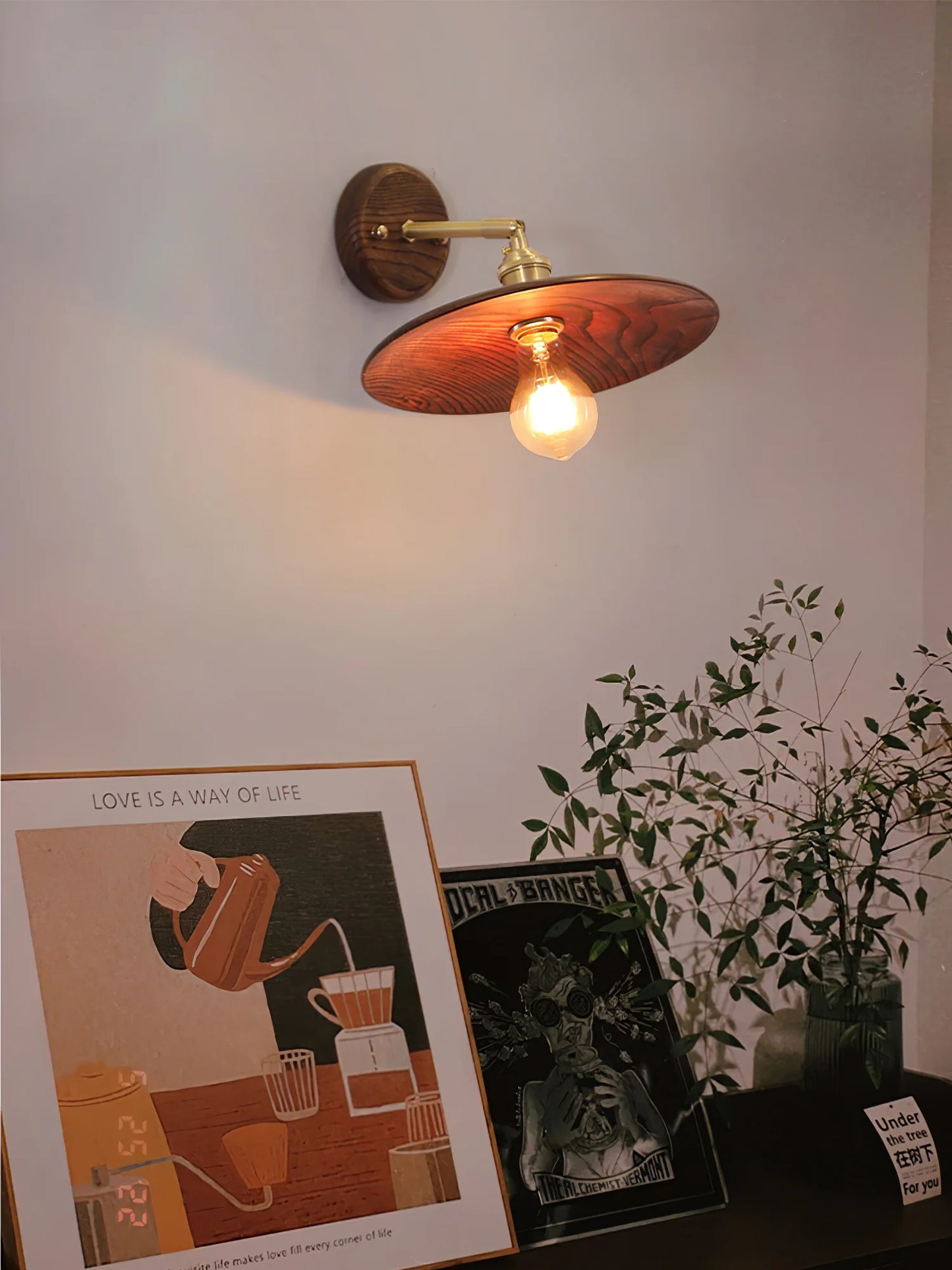 Horn Wood Wall Lamp