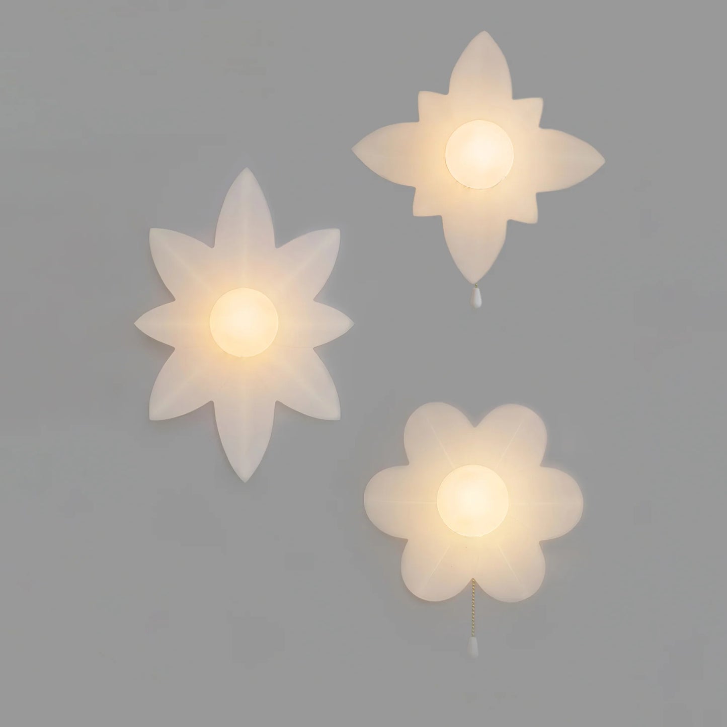 Three-Color Flower Wall Lamp