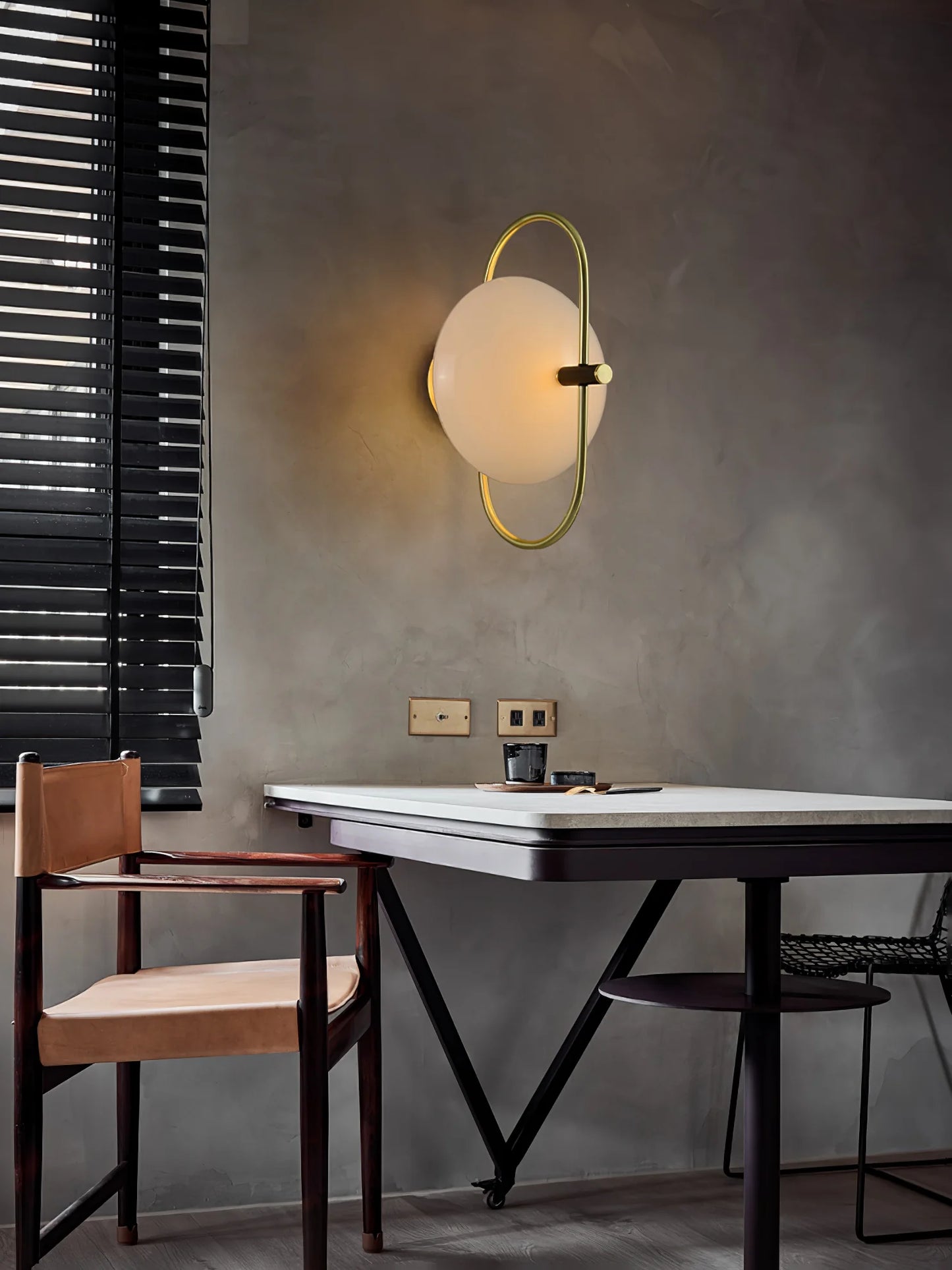 LI Medieval Wall Lamp