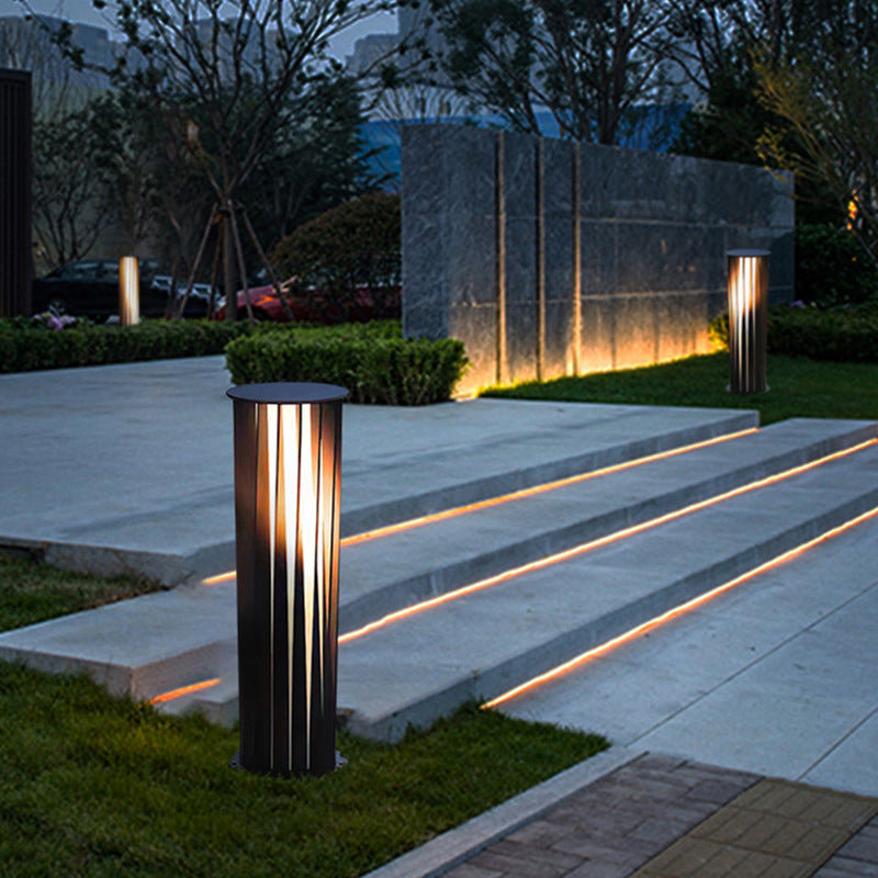 Luna Garden Light