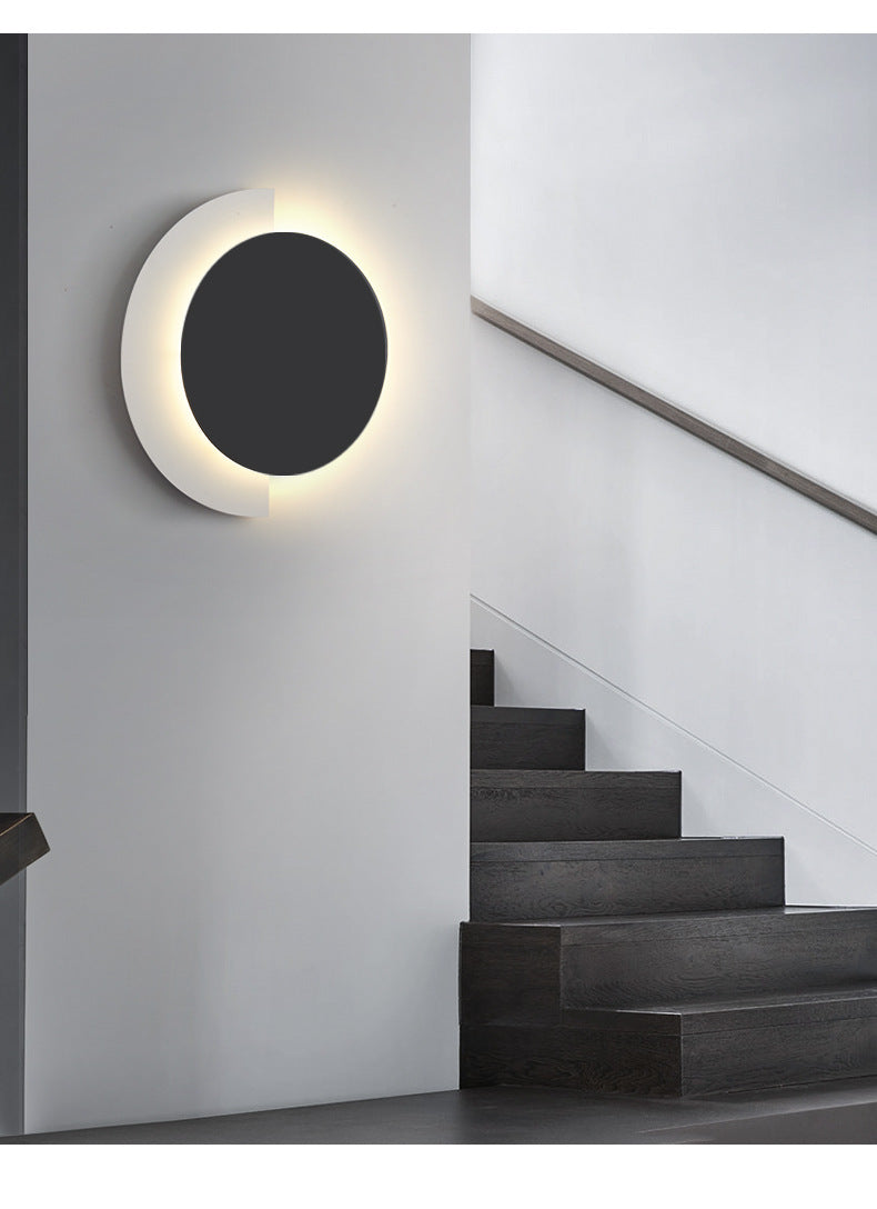 Round Abstract Moon Wall Lamp