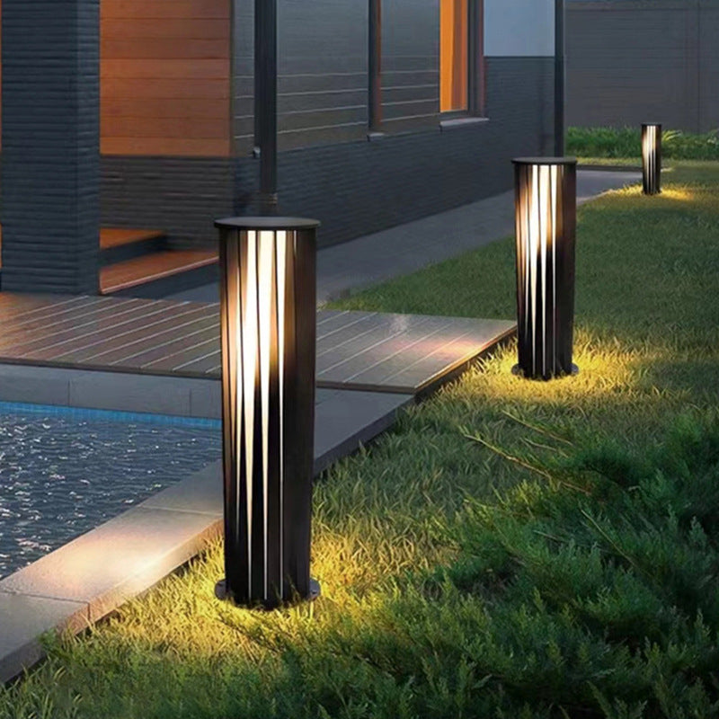 Luna Garden Light