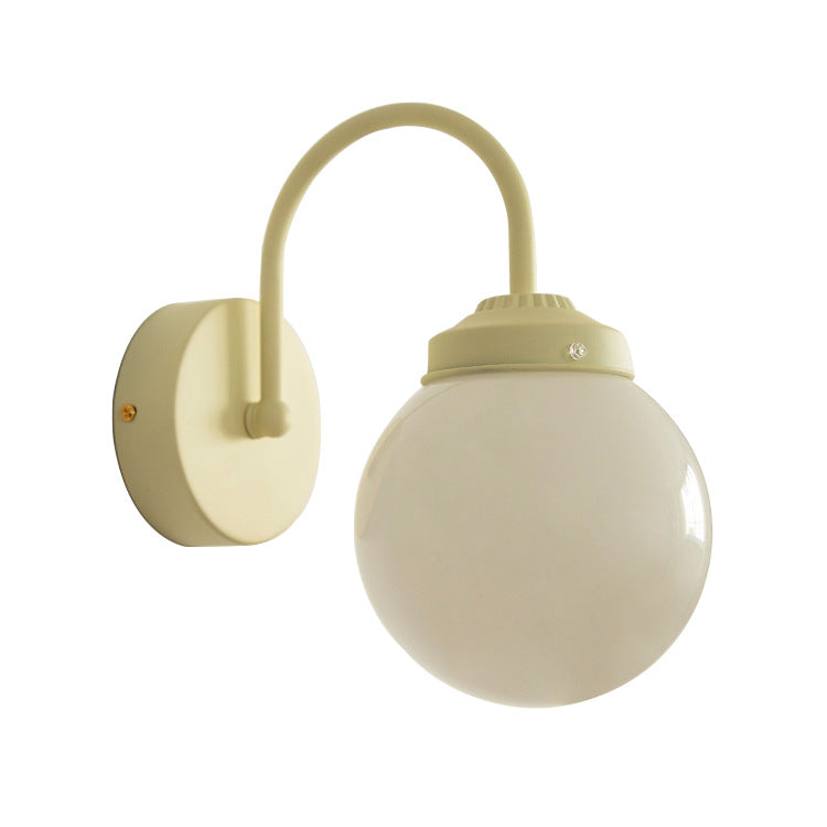 Vanilla Ball Wall Lamp