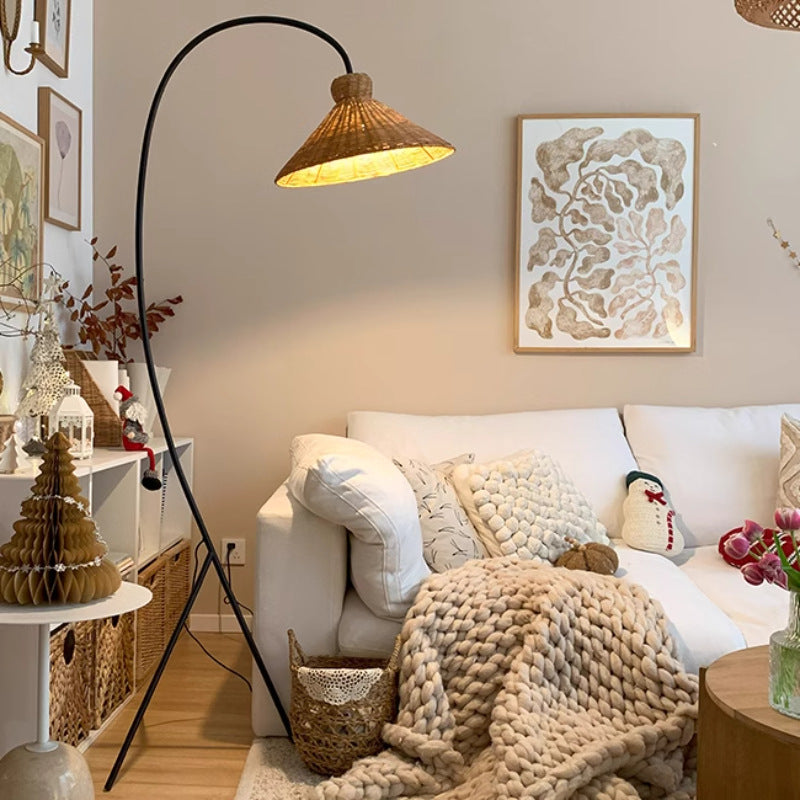 Masha Rattan Floor Lamp Retro Stand Lamp for Living Room