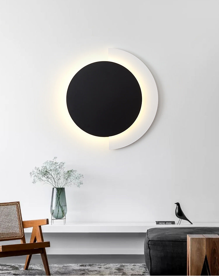 Round Abstract Moon Wall Lamp