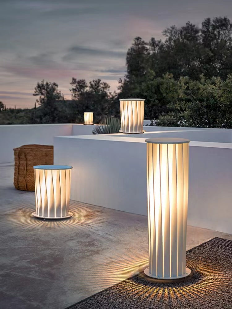 Luna Garden Light