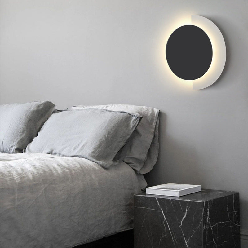 Round Abstract Moon Wall Lamp