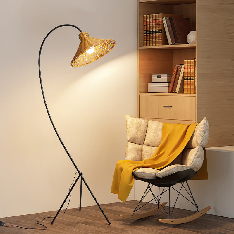 Masha Rattan Floor Lamp Retro Stand Lamp for Living Room