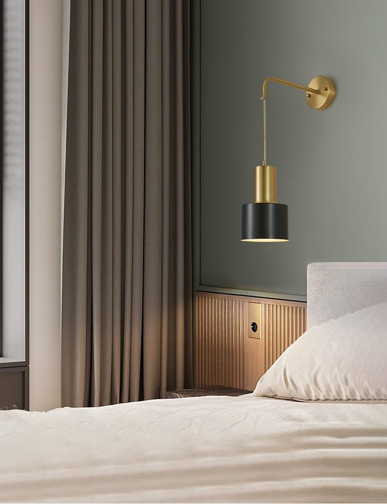 Feature Weight Wall Lamp