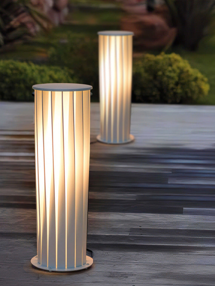 Luna Garden Light