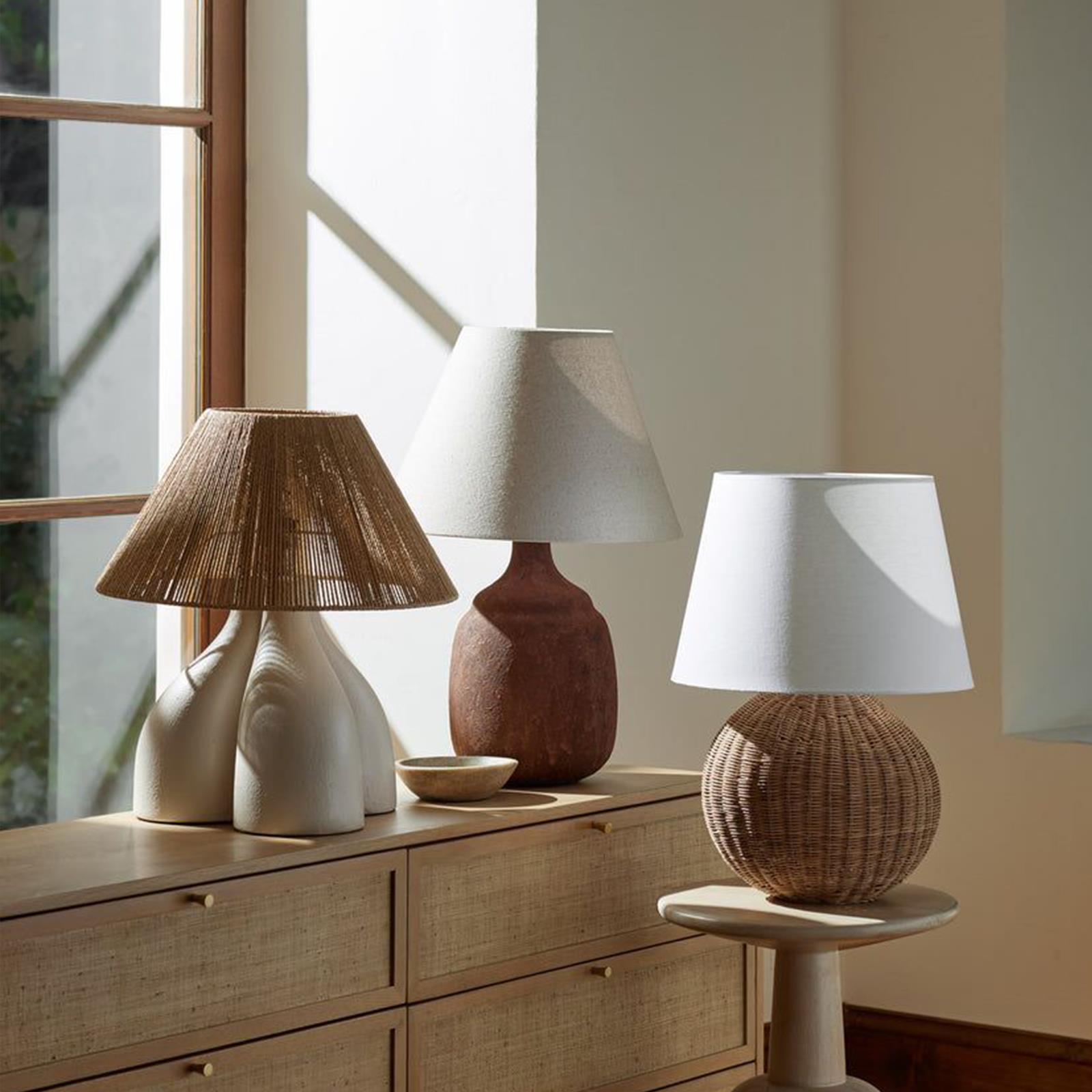 Japanese Wabi-Sabi Retro Rattan Bedside Table Lamp