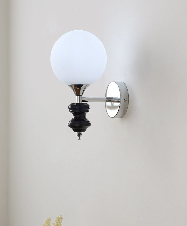 H Bauhaus Wall Lamp