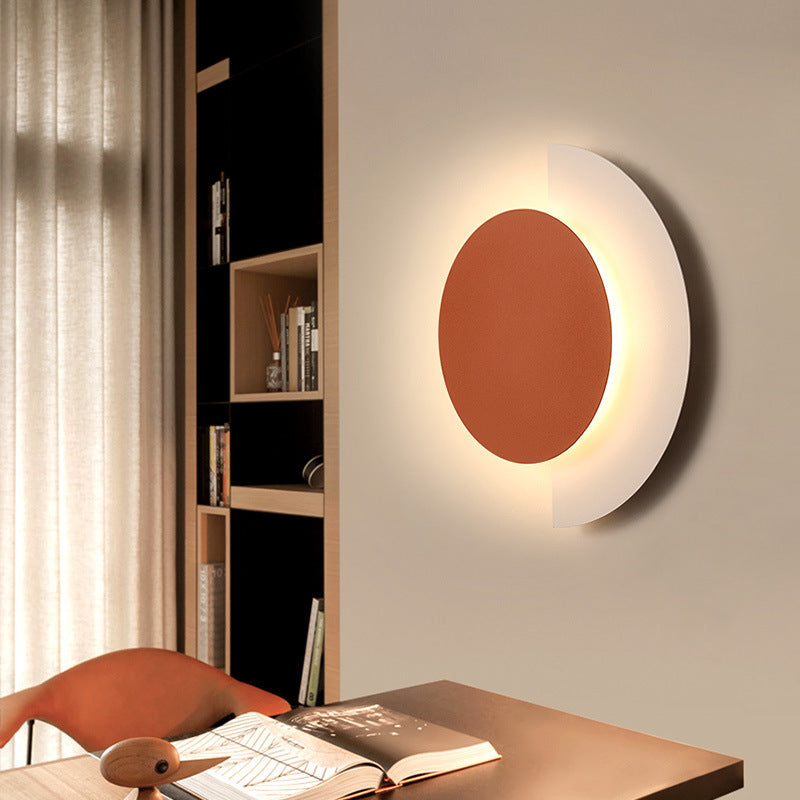 Round Abstract Moon Wall Lamp