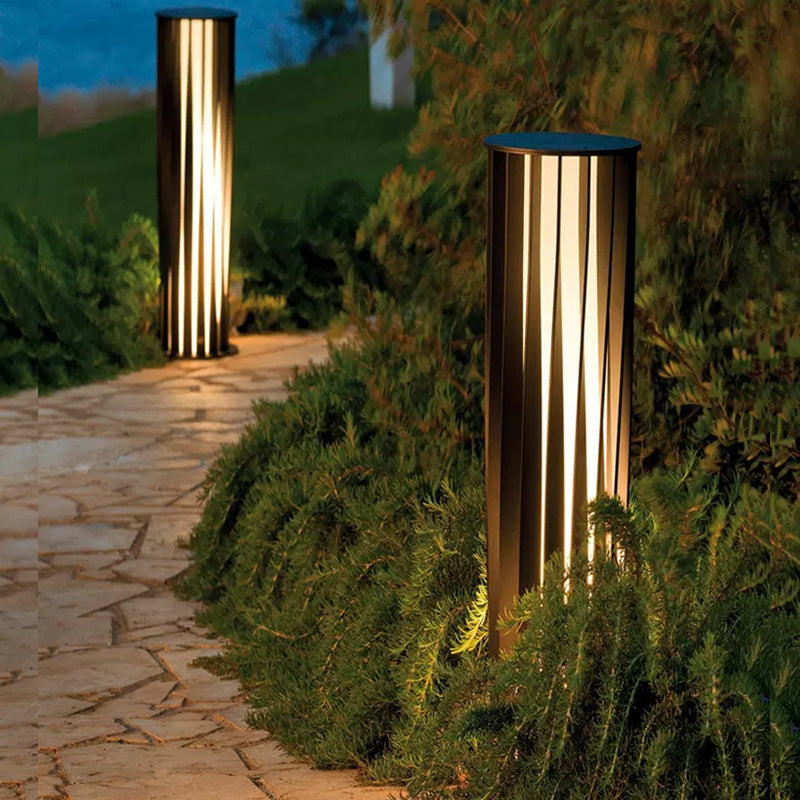 Luna Garden Light