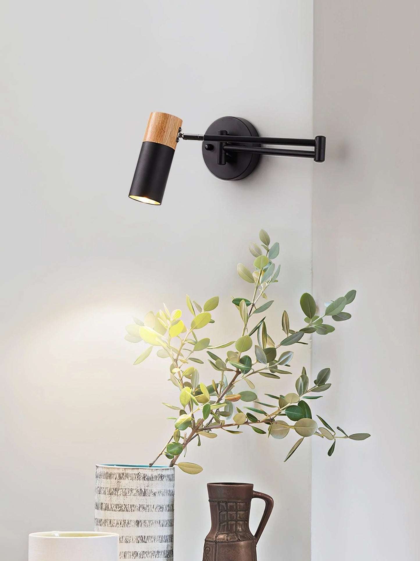 Telescopic Rocker Arm Wall Lamp