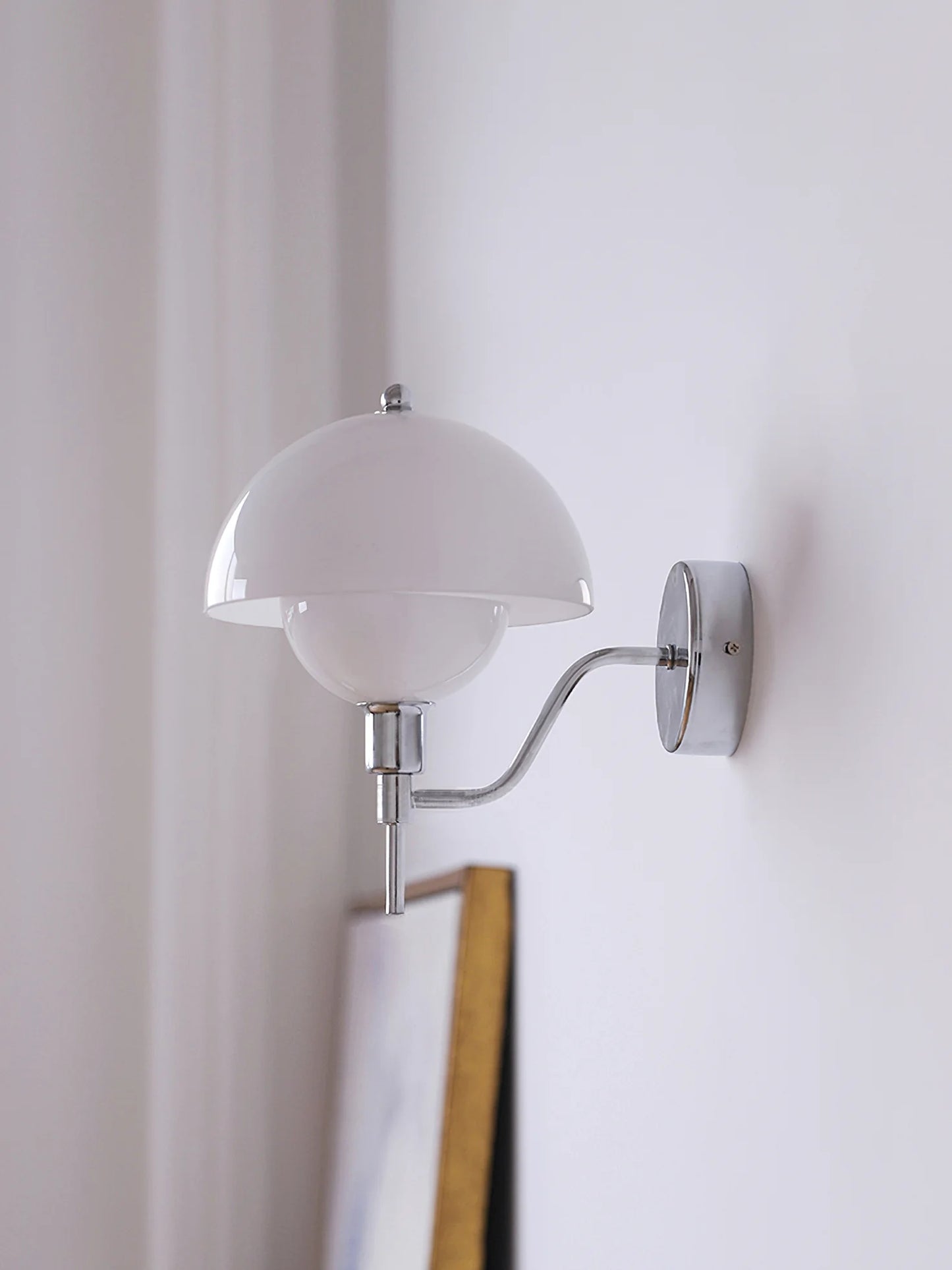 White Cream Wall Lamp