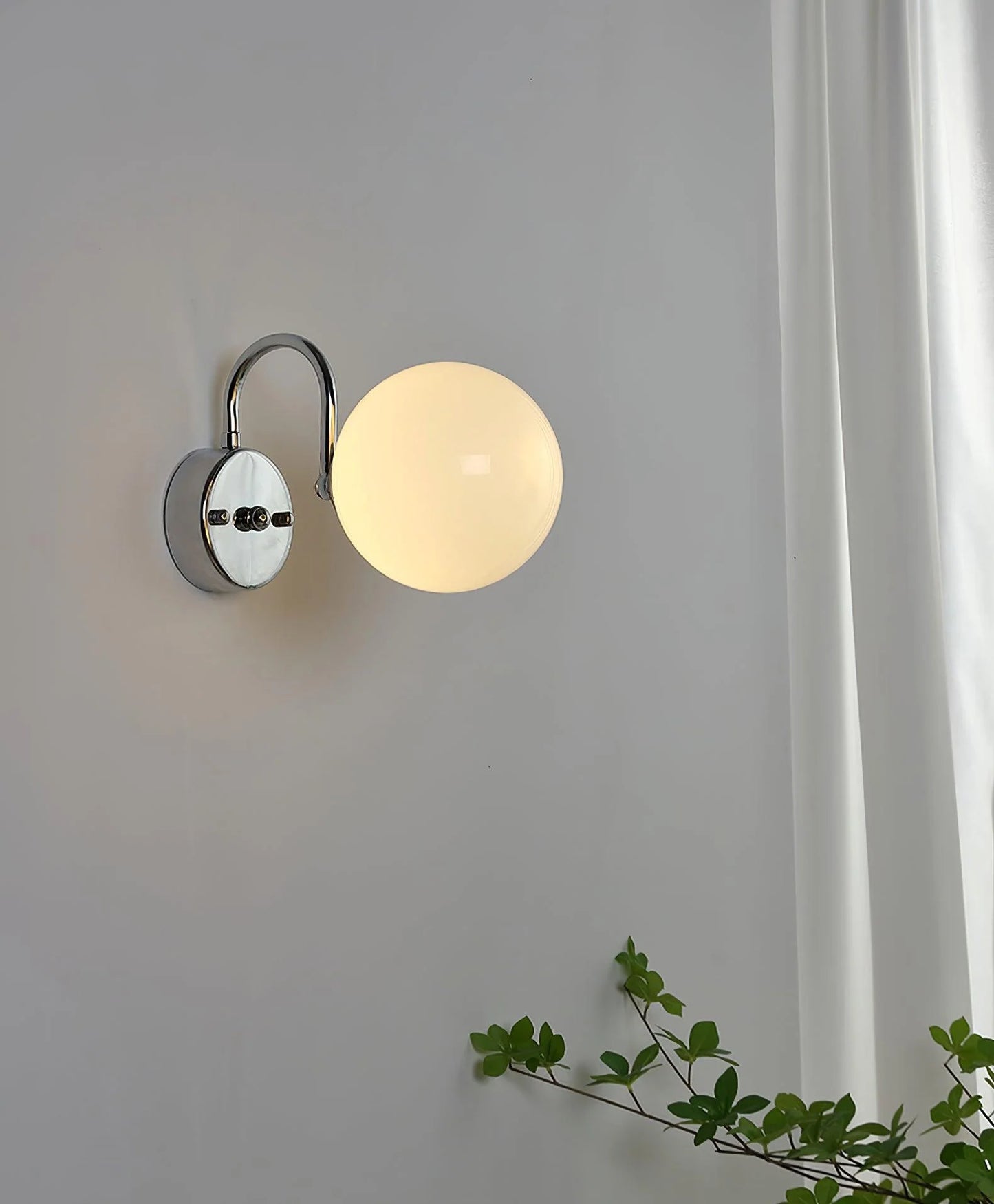 NB Color Glass Bulb Wall Lamp