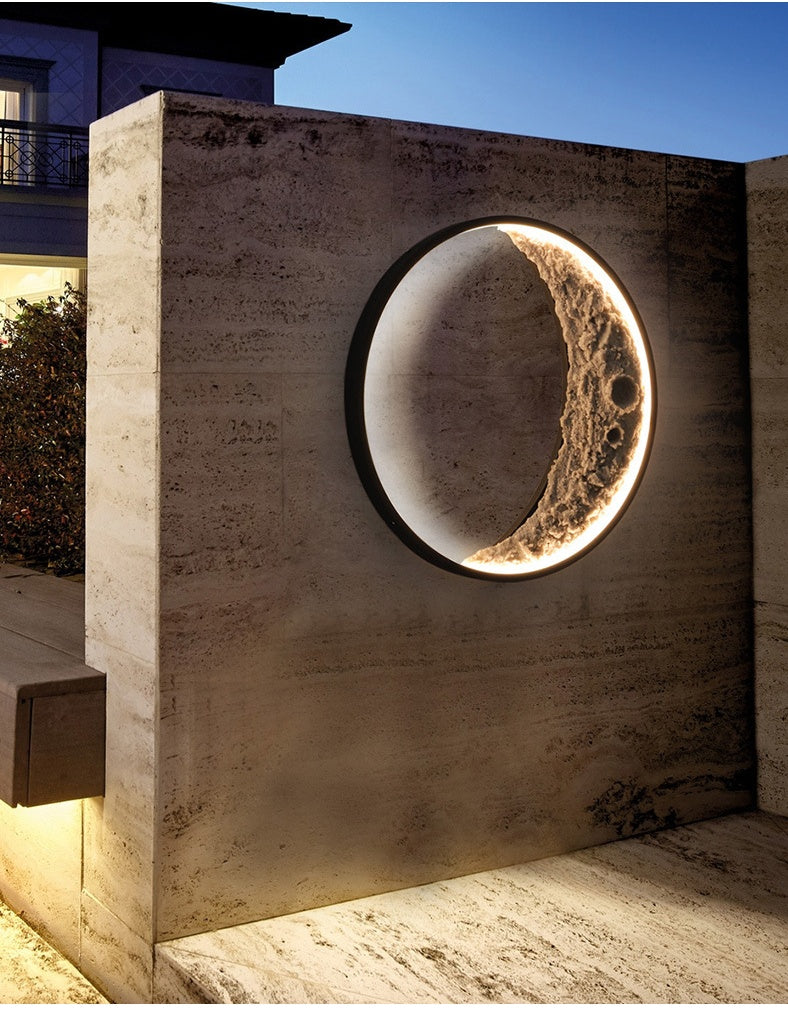 New Moon Wall Lamp