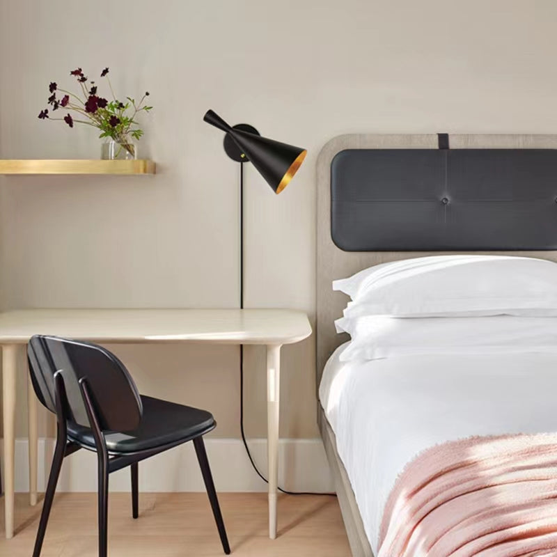 LILY Wall Lamp